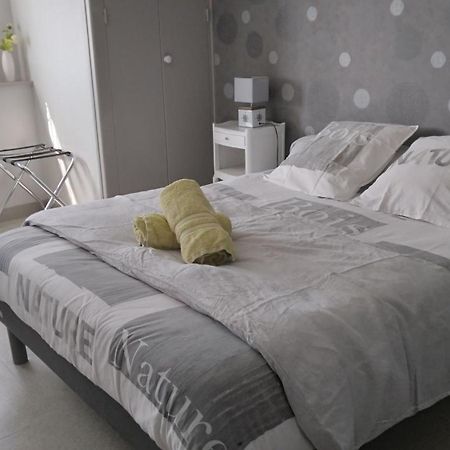 פואסננט Appartement Independant Ar Neiz מראה חיצוני תמונה